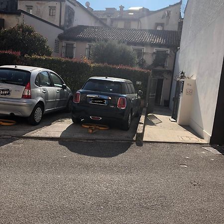 Papere E Tulipani Lägenhet Vicenza Exteriör bild