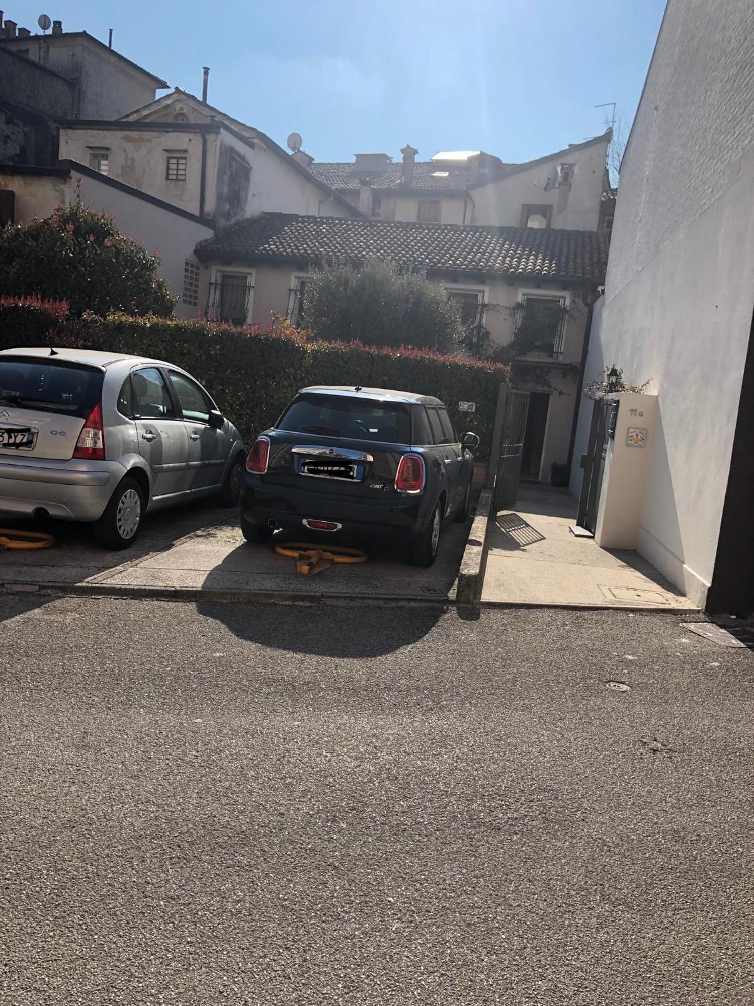 Papere E Tulipani Lägenhet Vicenza Exteriör bild